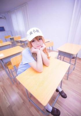 漂亮女警花三级完整版_迅雷手机免费观看